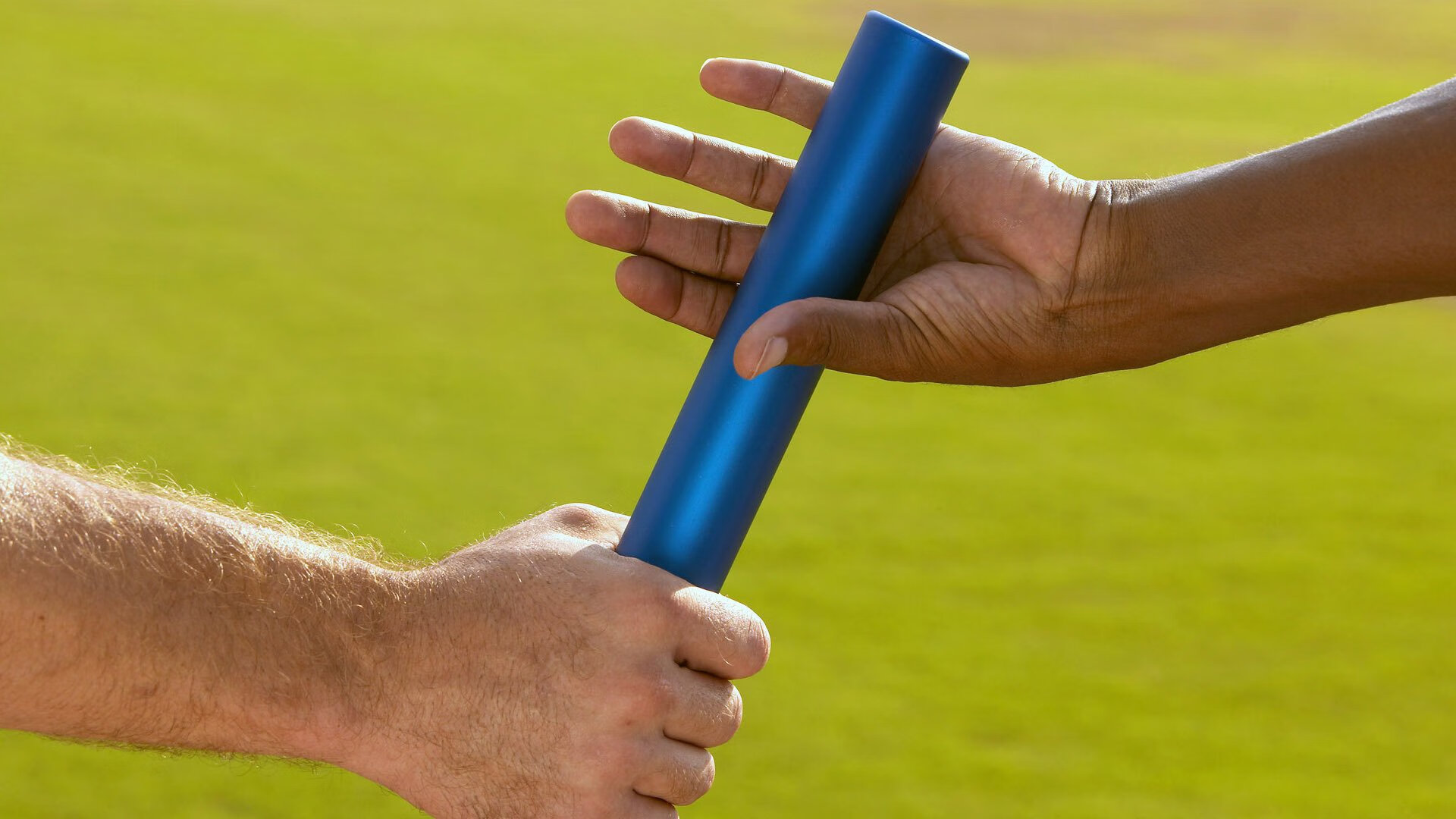 开云体育网页登陆-五大联赛是否因对手风格变化主动调整中场厚度，五大联赛分析